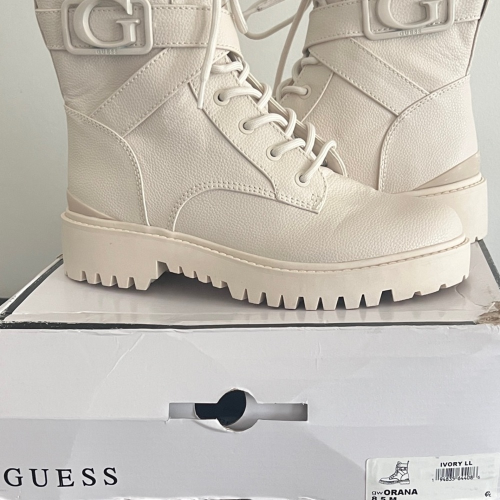 Guess Orana Women's Cream Combat Boots